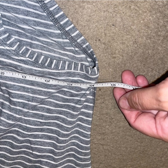 Lululemon All Tied Up Tank Grey and White Striped Size Unknown (xsmall or small) - Picture 3 of 7
